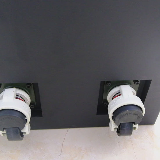A trolley suitable for EEL 48V horizontal battery boxes, you can stack battery boxes on it for free movement